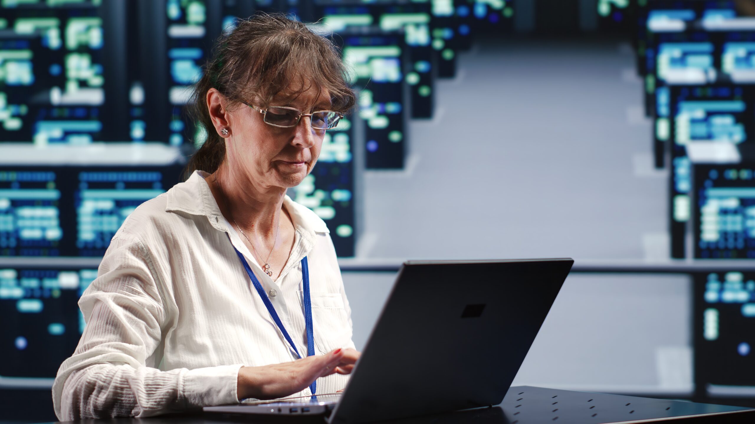 inspector doing regular server checking