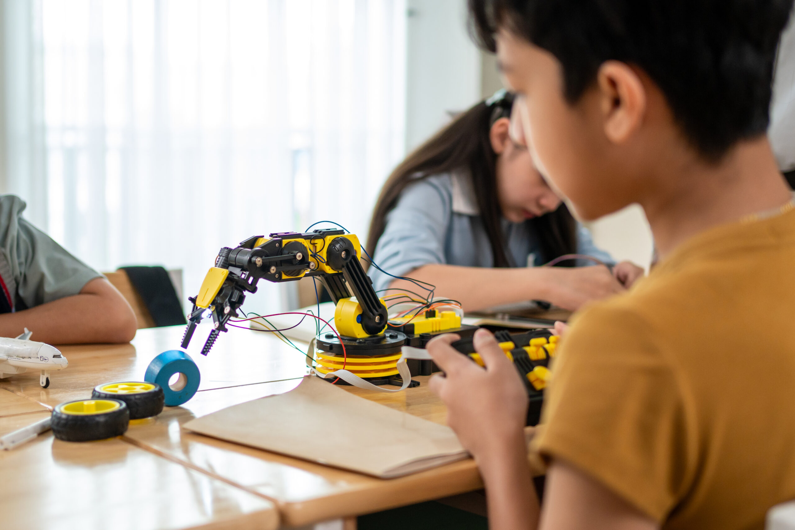 Open robotics: how to build a robot in your garage
